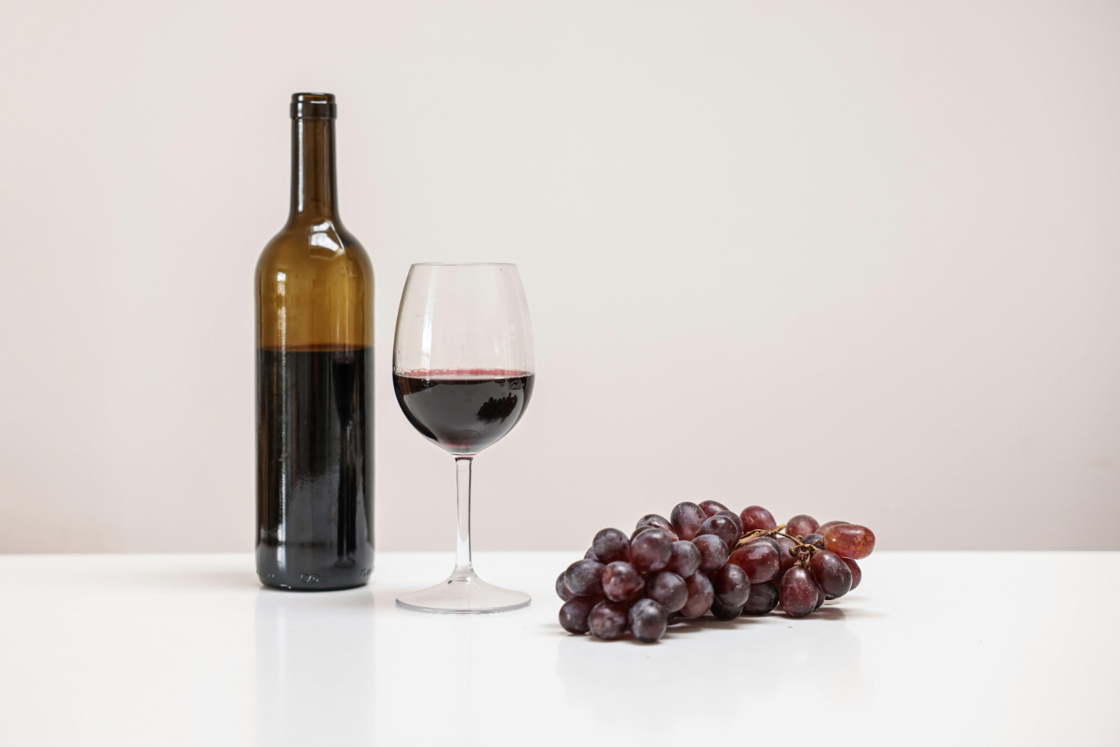 Experience the Crisp and Refreshing Taste of Chenin Blanc