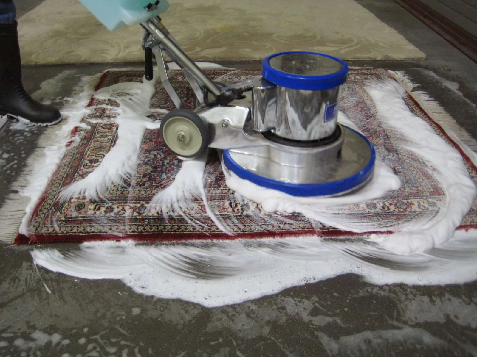 Professional Cleaning Team for carpet cleaning clarksville austin tx