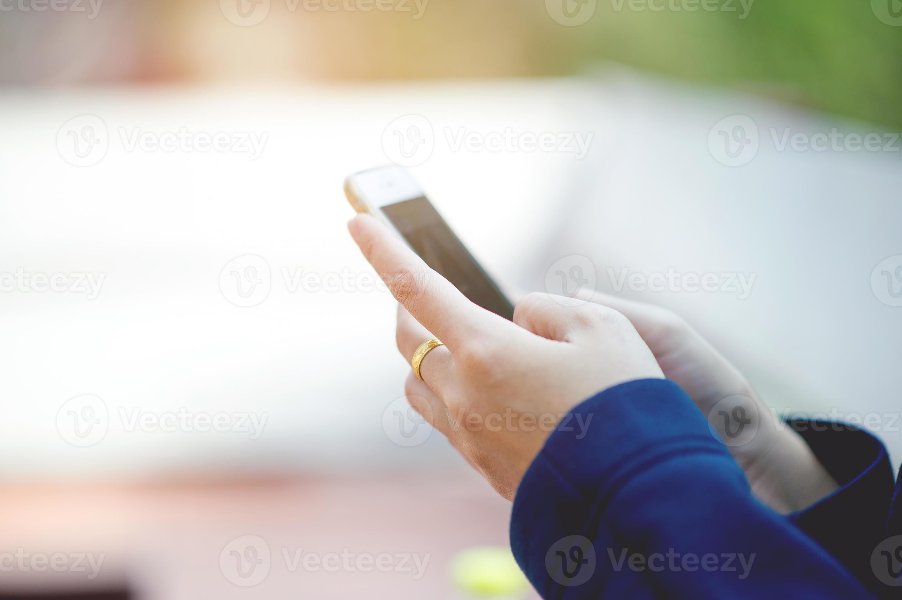 Buy Used Phones Online – Shop with Confidence | Liztd